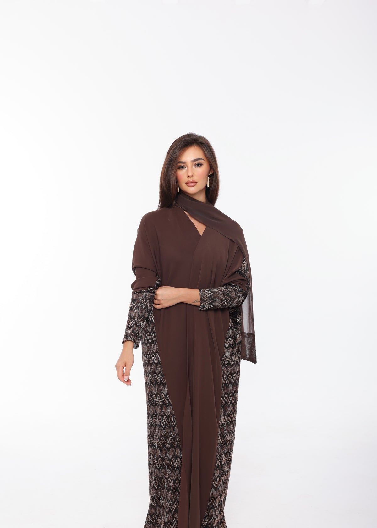 Dark Brown Zigzag Abaya